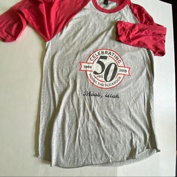 NWOT ringer Slickrock Moab Utah T-shirt. - Picture 3 of 8